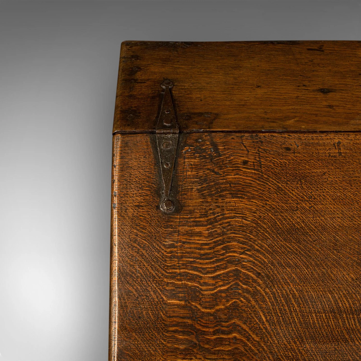 1700s Antique William III English Oak Verger's Desk Box 12 1700s Antique William III English Oak Verger's Desk Box - Image 10