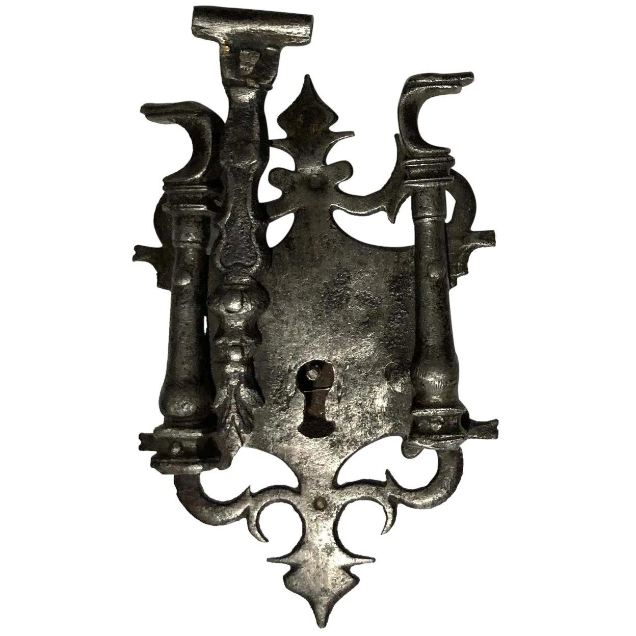 17th Century Spanish Baroque Iron Lock Box And Escutcheon 6 17th Century Spanish Baroque Iron Lock Box And Escutcheon - Image 4