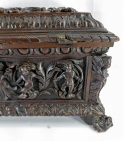 17th Or 18th Century Italian Baroque Carved Cassone Casket Chest Or Box -CHAIRISH Shop 17th or 18th century italian baroque carved cassone casket chest or box 7342
