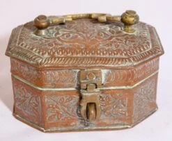 1900s Handcrafted Antique Tinned Copper Metal Betel Box, India -CHAIRISH Shop 1900s handcrafted antique tinned copper metal betel box india 6453