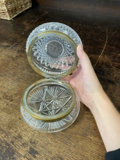 1920s Antique French Cut Crystal Hinged Dresser Box 19 1920s Antique French Cut Crystal Hinged Dresser Box -CHAIRISH Shop 1920s antique french cut crystal hinged dresser box 9155