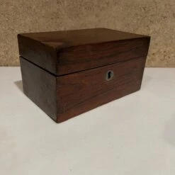 1940s Small Rosewood Keepsake Box Divided Interior Storage 17 1940s Small Rosewood Keepsake Box Divided Interior Storage -CHAIRISH Shop 1940s small rosewood keepsake box divided interior storage 1160