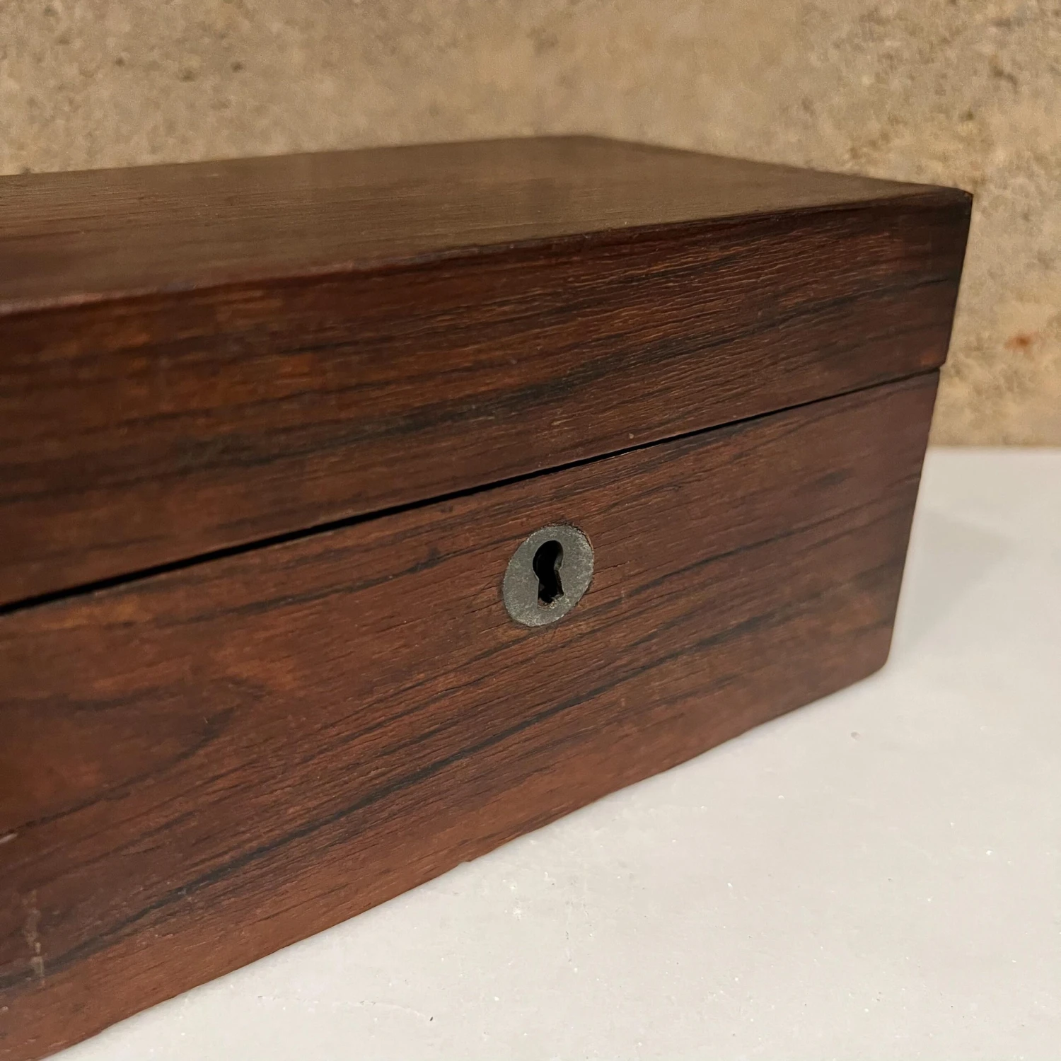 1940s Small Rosewood Keepsake Box Divided Interior Storage 4 1940s Small Rosewood Keepsake Box Divided Interior Storage - Image 2