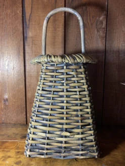 1960s Large Rattan Basket -CHAIRISH Shop 1960s large rattan basket 8979