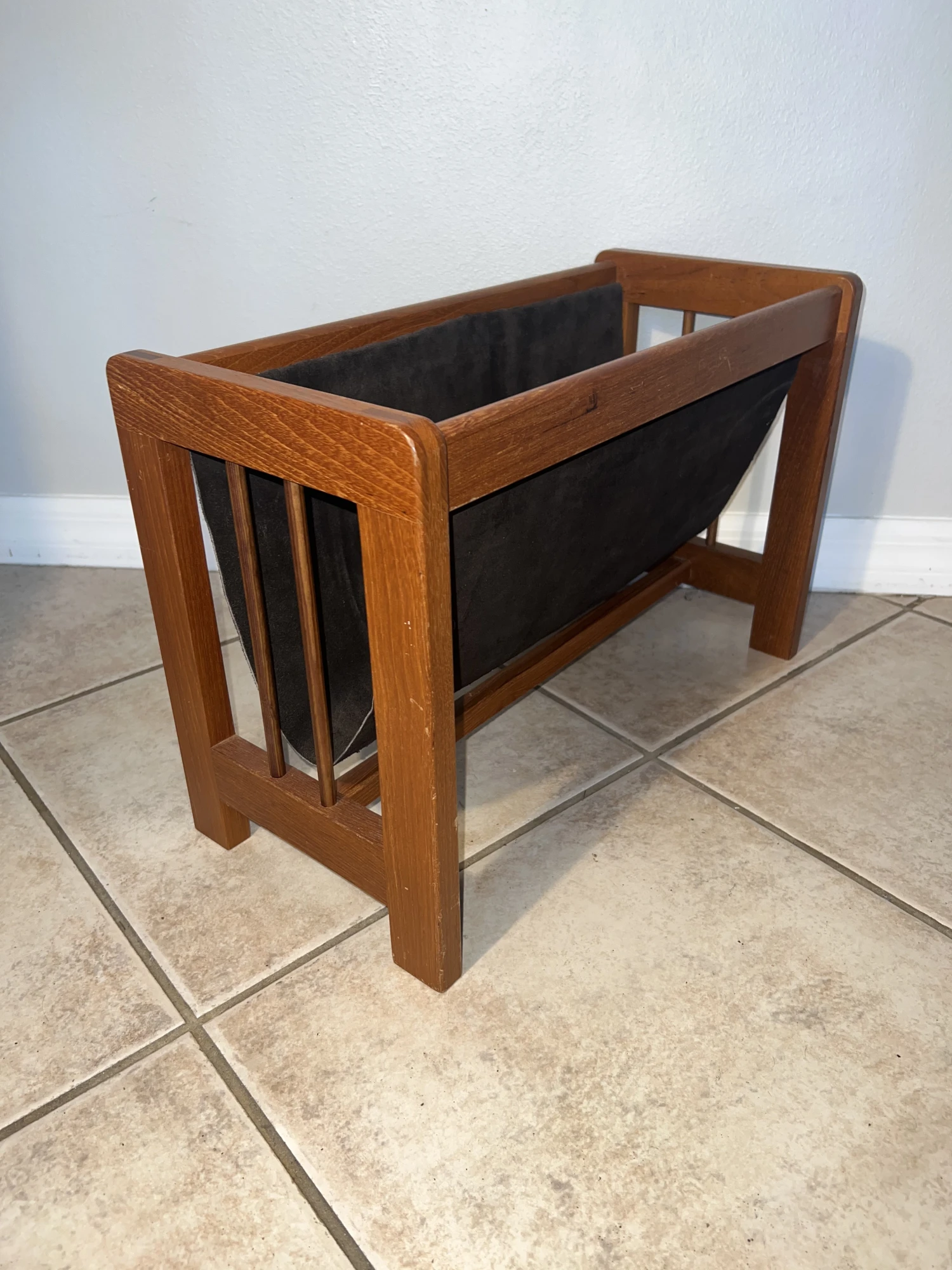 1960s Teak & Suede Leather Magazine Rack, Made In Denmark 9 1960s Teak & Suede Leather Magazine Rack, Made In Denmark - Image 7