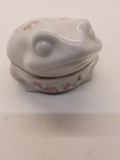 1970s Counterpoint Dew Ceramic Frog Trinket Box -CHAIRISH Shop 1970s counterpoint dew ceramic frog trinket box 5409