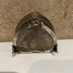 1970s Decorative Keepsake Silver Heart Trinket Box -CHAIRISH Shop 1970s decorative keepsake silver heart trinket box 9586