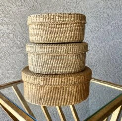 1970s Nesting Lidded Oblong Handwoven Grass Baskets - Set Of 3 14 1970s Nesting Lidded Oblong Handwoven Grass Baskets - Set Of 3 -CHAIRISH Shop 1970s nesting lidded oblong handwoven grass baskets set of 3 6937