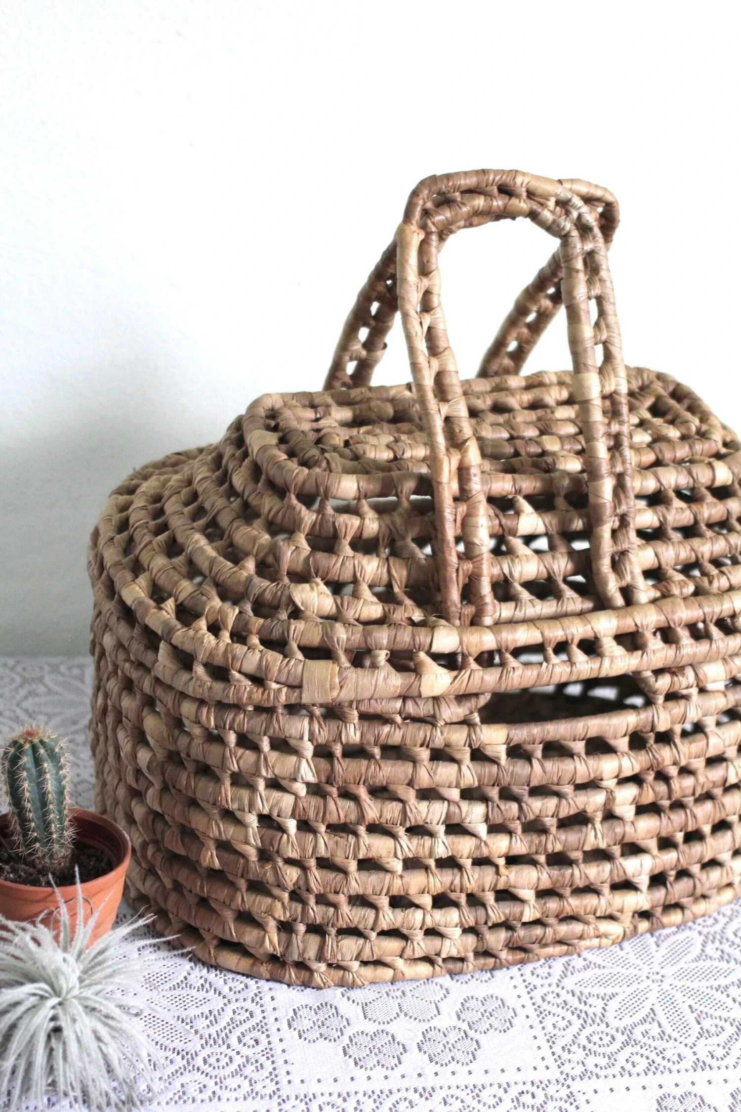 1970s Woven Lidded Basket With Handles 10 1970s Woven Lidded Basket With Handles - Image 8