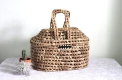 1970s Woven Lidded Basket With Handles 14 1970s Woven Lidded Basket With Handles -CHAIRISH Shop 1970s woven lidded basket with handles 2712