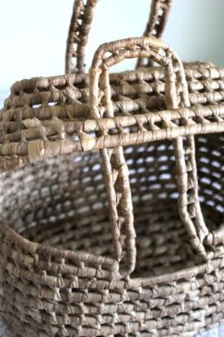 1970s Woven Lidded Basket With Handles 16 1970s Woven Lidded Basket With Handles -CHAIRISH Shop 1970s woven lidded basket with handles 4182