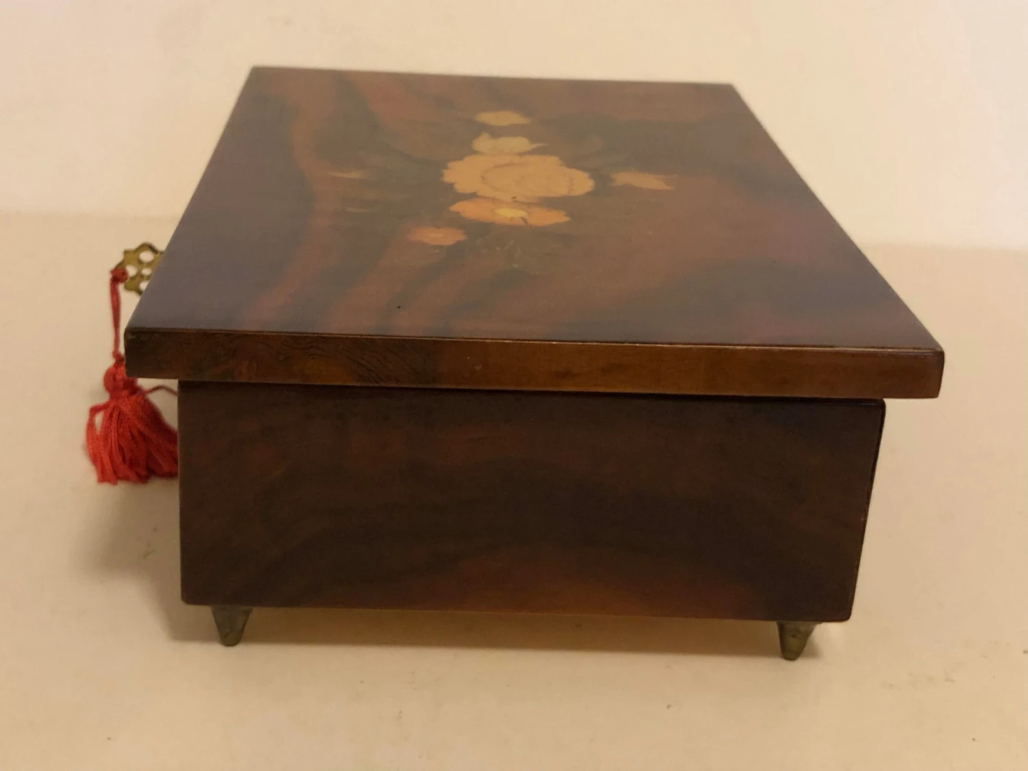 1980s Arabesque Italian Hand Crafted Inlaid Wood Jewelry Box 5 1980s Arabesque Italian Hand Crafted Inlaid Wood Jewelry Box - Image 3