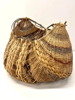 1980s Sculptural Large Organic Reed And Willow Woven Basket 16 1980s Sculptural Large Organic Reed And Willow Woven Basket -CHAIRISH Shop 1980s sculptural large organic reed and willow woven basket 0605