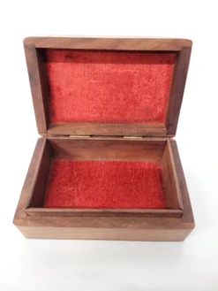 1980s Vintage Miniature Brass & Wood Box -CHAIRISH Shop 1980s vintage miniature brass and wood box 5605