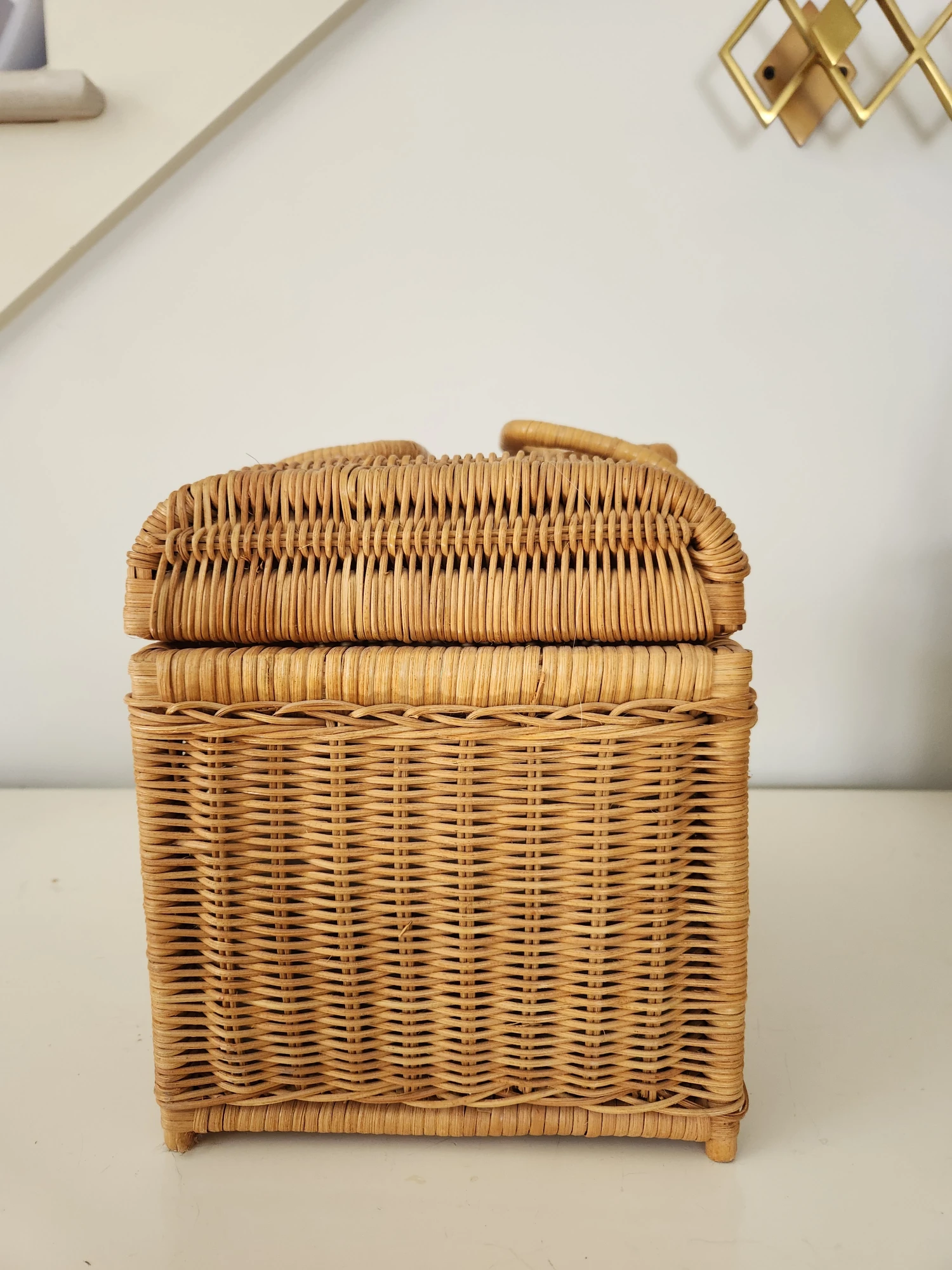 1980s Vintage Wicker Basket With Cross Stich Kit 7 1980s Vintage Wicker Basket With Cross Stich Kit - Image 5