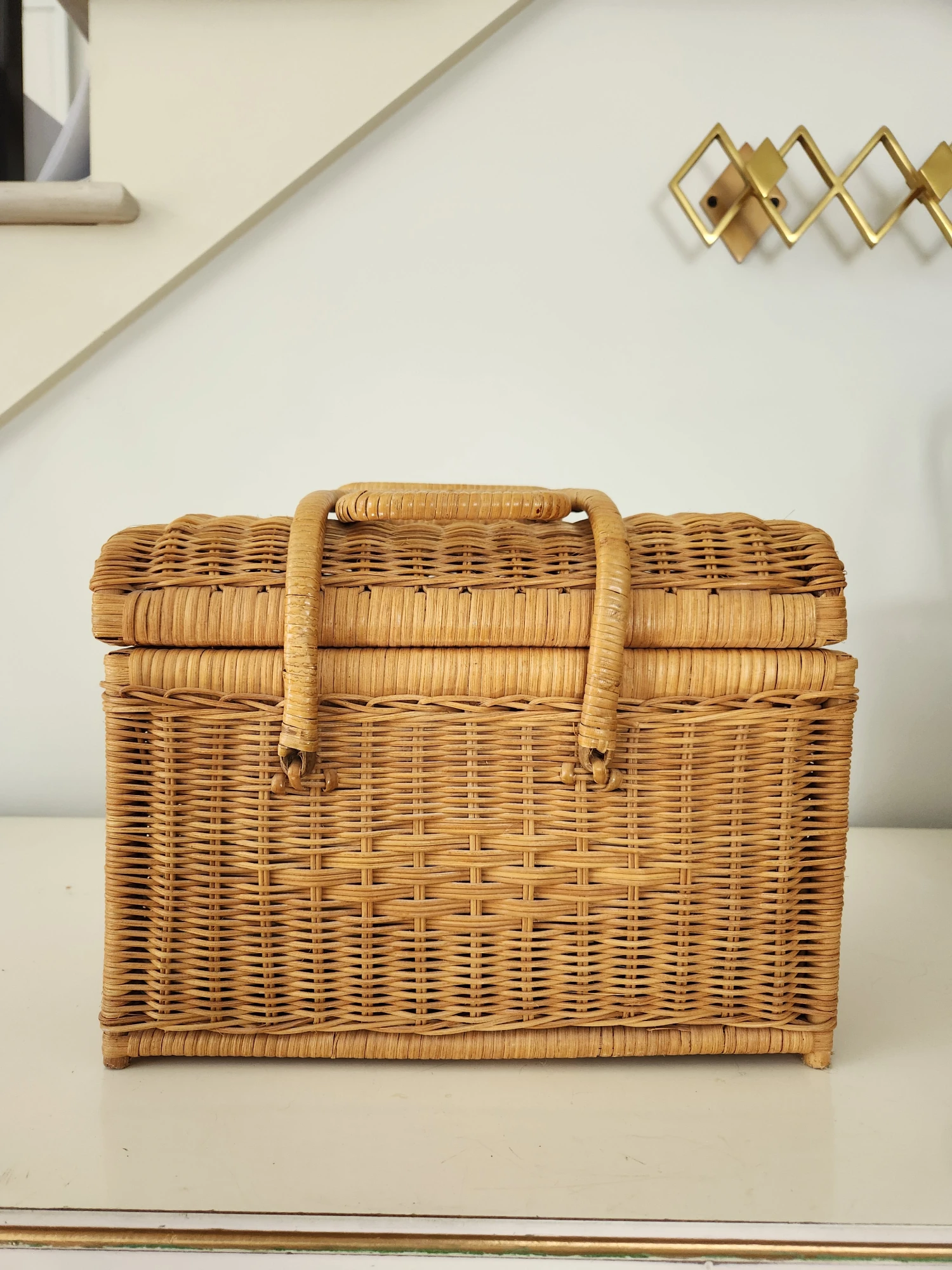 1980s Vintage Wicker Basket With Cross Stich Kit 10 1980s Vintage Wicker Basket With Cross Stich Kit - Image 8