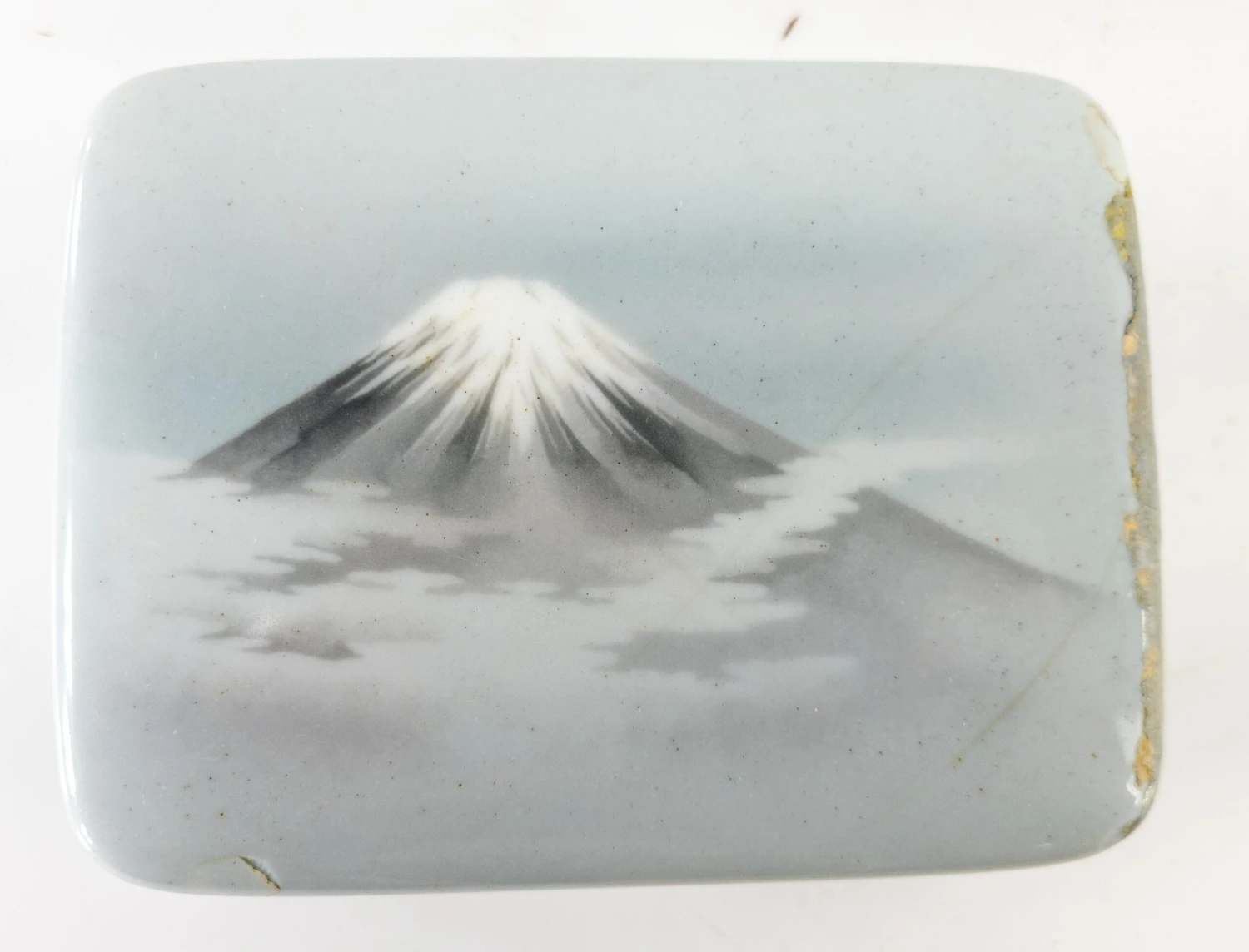 19th Century Japanese Wireless Cloisonne Enamel Box With Mt. Fuji By Ando 4 19th Century Japanese Wireless Cloisonne Enamel Box With Mt. Fuji By Ando - Image 2