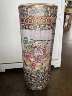 20th Century Asian Famille Rose Umbrella Stand -CHAIRISH Shop 20th century asian famille rose umbrella stand 5641