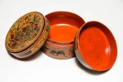 20th Century Burmese Lacquerware Nandwin Betel Box -CHAIRISH Shop 20th century burmese lacquerware nandwin betel box 0274