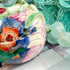 20th Century Chinoiserie Porcelain Tobacco Leaf Pomegranate Lidded Box -CHAIRISH Shop 20th century chinoiserie porcelain tobacco leaf pomegranate lidded box 9082