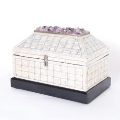 Amethyst And Mother Of Pearl Lidded Box By Antony Redmile -CHAIRISH Shop amethyst and mother of pearl lidded box by antony redmile 6029