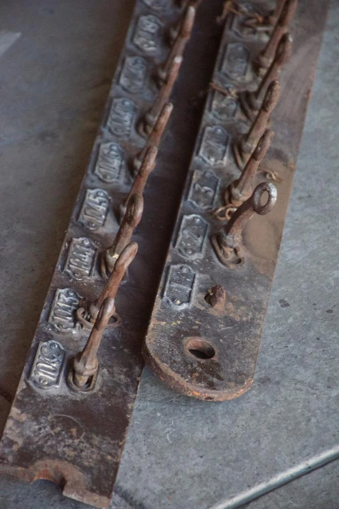 Antique Cast Iron Racks, 1900s, Set Of 2 6 Antique Cast Iron Racks, 1900s, Set Of 2 - Image 4