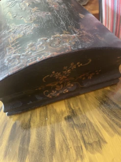 Antique Chinese Export Chinoiserie Black Lacquer Box -CHAIRISH Shop antique chinese export chinoiserie black lacquer box 9316