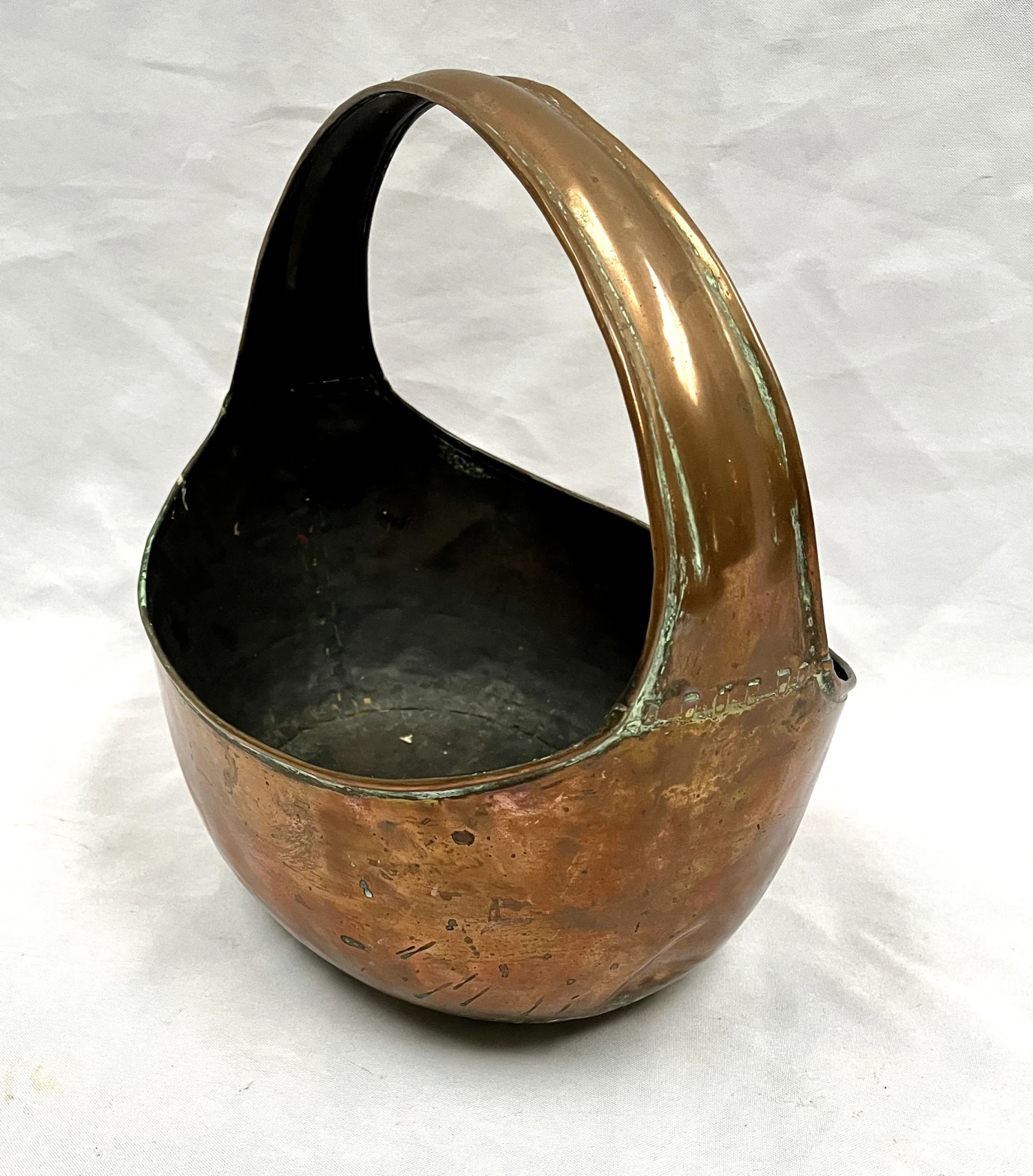 Antique Copper Basket W/Dovetail Crimped Seams 5 Antique Copper Basket W/Dovetail Crimped Seams - Image 3