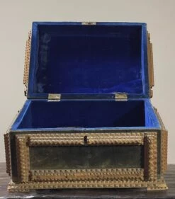 Antique Green Velvet Chip Carved Tramp Art Box (1911) -CHAIRISH Shop antique green velvet chip carved tramp art box 1911 2185