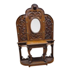 Antique Quarter-Sawn Oak Carved Ornate Figural Hall Tree