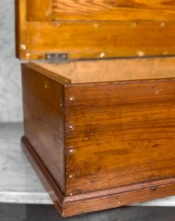 Antique Traditional Farmhouse Pine Wood Tool Box Machinist Chest -CHAIRISH Shop antique traditional farmhouse pine wood tool box machinist chest 1672