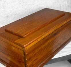 Antique Traditional Farmhouse Pine Wood Tool Box Machinist Chest -CHAIRISH Shop antique traditional farmhouse pine wood tool box machinist chest 3549