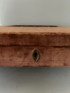 Antique Velvet Vanity Jewelry Box Made In Italy -CHAIRISH Shop antique velvet vanity jewelry box made in italy 3706