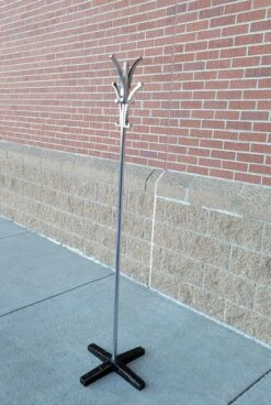 Art Deco Chrome Coat Tree By Gilbert Rohde For Troy Sunshade, Circa 1930s -CHAIRISH Shop art deco chrome coat tree by gilbert rohde for troy sunshade circa 1930s 3957