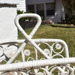 Bohemian White Rattan Magazine Rack - 1970s -CHAIRISH Shop bohemian white rattan magazine rack 1970s 8226