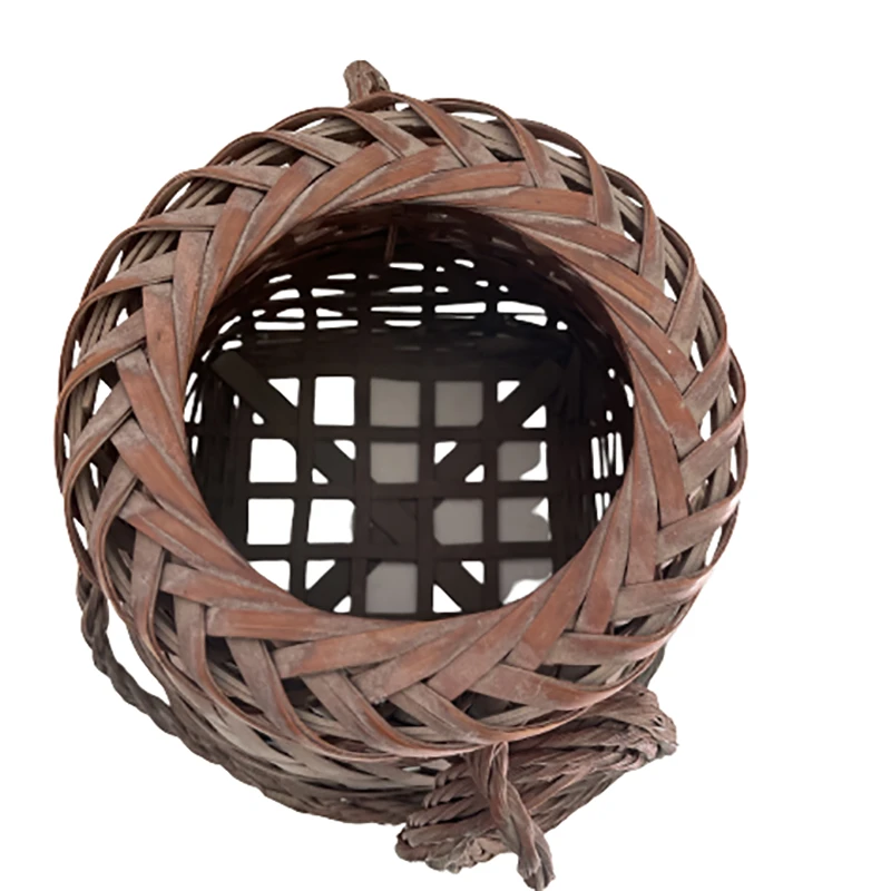 Circa 1920s Vintage American Woven Wicker Basket, Looped Handles 8 Circa 1920s Vintage American Woven Wicker Basket, Looped Handles - Image 6