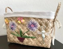Circa 1980 Boho Chic Handwoven Coconut Leaf & Raffia Embroidered Basket -CHAIRISH Shop circa 1980 boho chic handwoven coconut leaf and raffia embroidered basket 3342