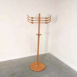 Coat Rack By Aksel Kjersgaard For Odder Møbler, Denmark, 1970s -CHAIRISH Shop coat rack by aksel kjersgaard for odder mbler denmark 1970s 7714