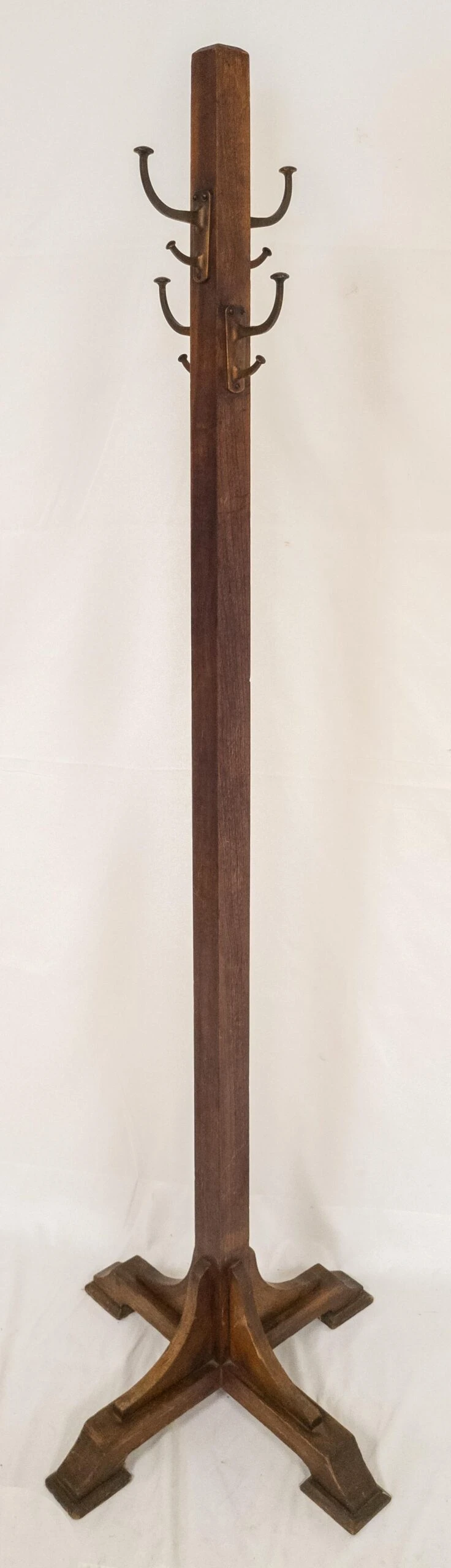 Early 20th Century American Arts & Crafts Costumer Hat Or Coat Rack 12 Early 20th Century American Arts & Crafts Costumer Hat Or Coat Rack - Image 10