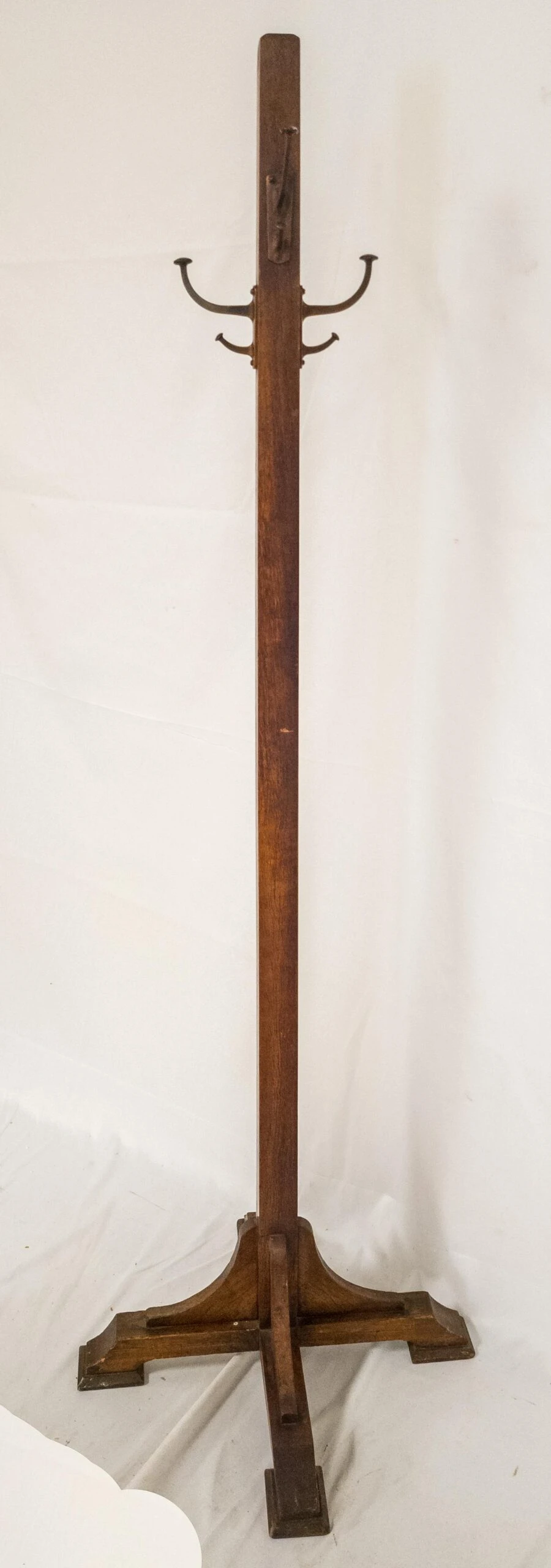 Early 20th Century American Arts & Crafts Costumer Hat Or Coat Rack 9 Early 20th Century American Arts & Crafts Costumer Hat Or Coat Rack - Image 7