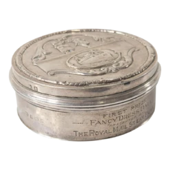 Early 20th Century Elkington & Co. Sterling Silver Trophy Box