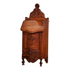 Early 20th Century French Louis XV Carved Walnut Bombe Salt Box From Provence