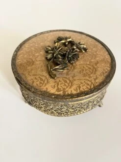 Early 20th Century Italian Gilded Powder Box -CHAIRISH Shop early 20th century italian gilded powder box 1705