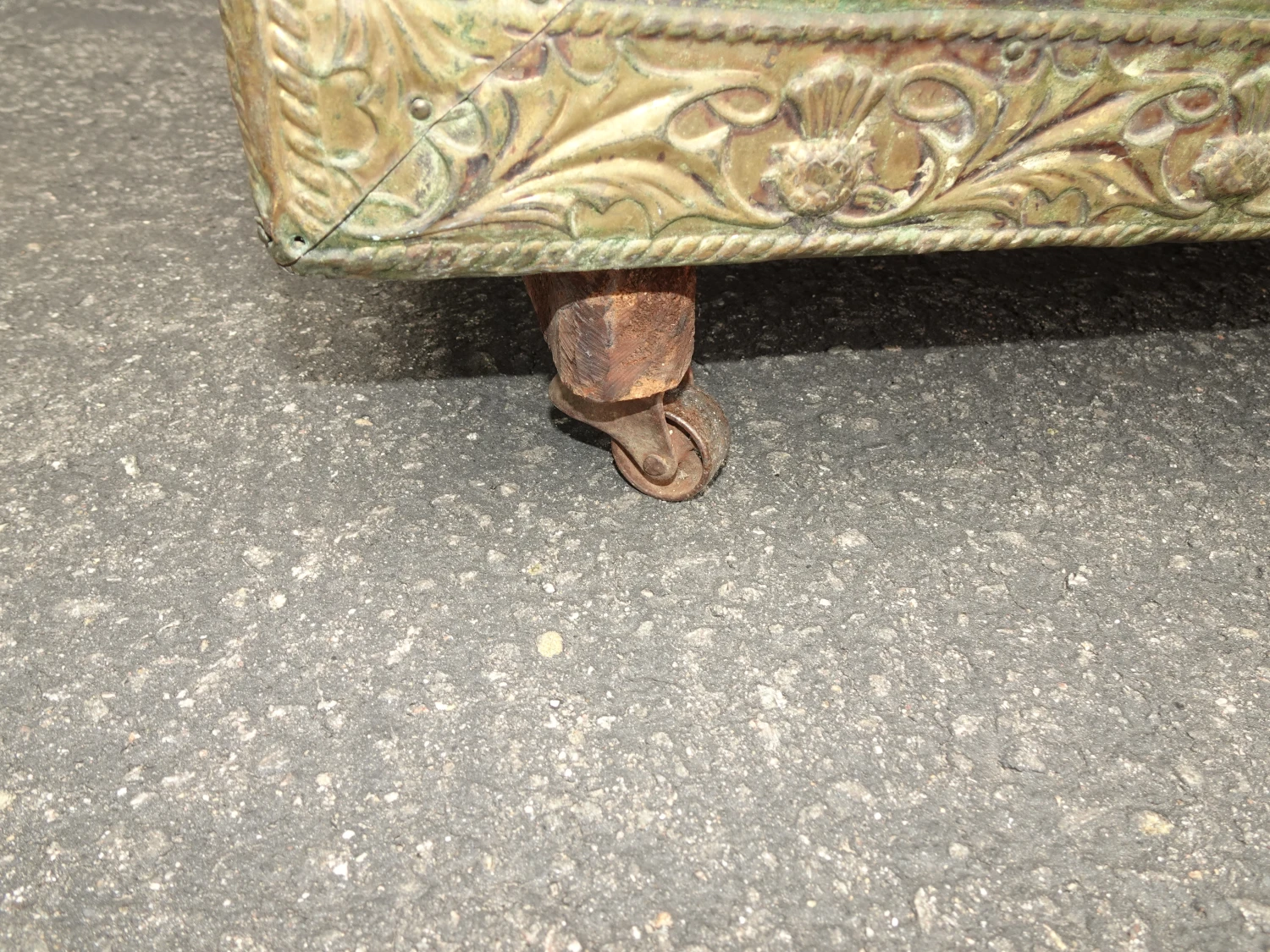 Embossed Repousse Chasing Fireside Firewood Box Or Storage Chest 9 Embossed Repousse Chasing Fireside Firewood Box Or Storage Chest - Image 7