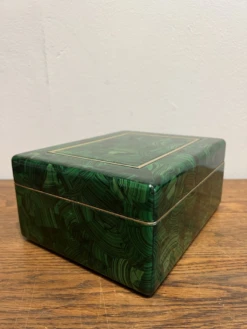 Faux Malachite Box With Brass Trim 15 Faux Malachite Box With Brass Trim -CHAIRISH Shop faux malachite box with brass trim 8257