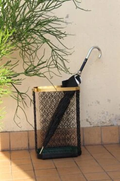 Forged Iron And Brass Iron Umbrella Stand, Italy, 1970s -CHAIRISH Shop forged iron and brass iron umbrella stand italy 1970s 4157