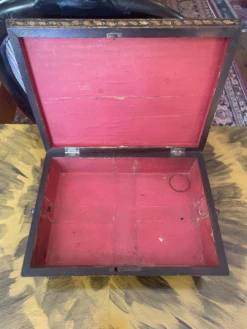 Hand Painted Chinese Export Georgian English Footed Box -CHAIRISH Shop hand painted chinese export georgian english footed box 7894