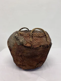 Handmade Natural Fiber And Leaf Basket Wrapped In Fish Net, 1970s -CHAIRISH Shop handmade natural fiber and leaf basket wrapped in fish net 1970s 5653