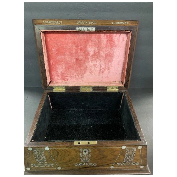 Inlaid Mother Of Pearl Box 6 Inlaid Mother Of Pearl Box - Image 4