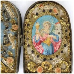 Italian Brass Cased Beaded Metallic Thread Portable Saint Relic Case -CHAIRISH Shop italian brass cased beaded metallic thread portable saint relic case 7356